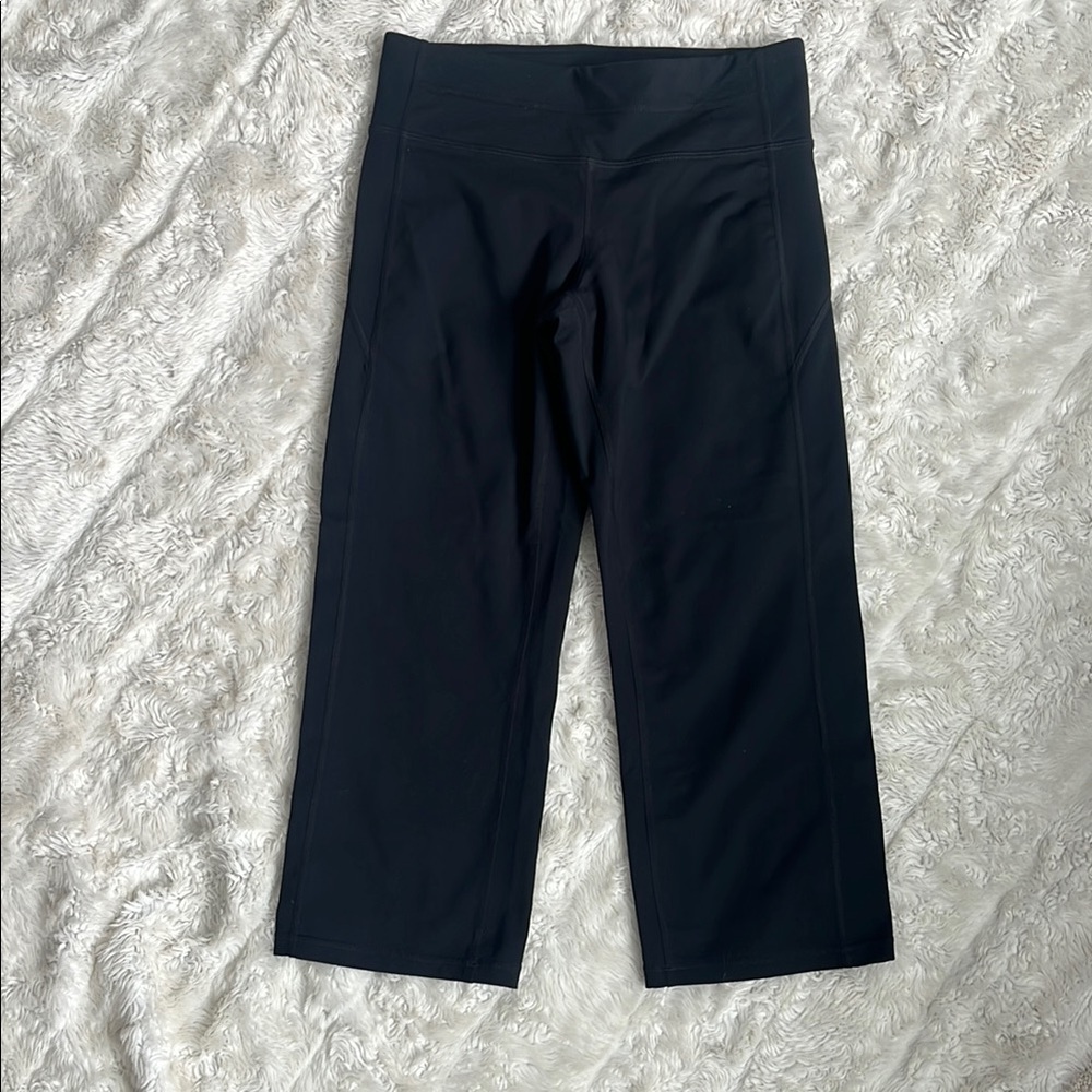 Athleta Black Cropped wide leg Leggings yoga woman’s size‎ small